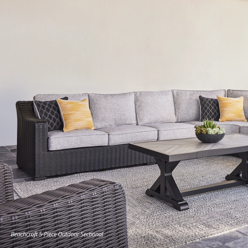 Beachcroft 5-Piece Outdoor Sectional